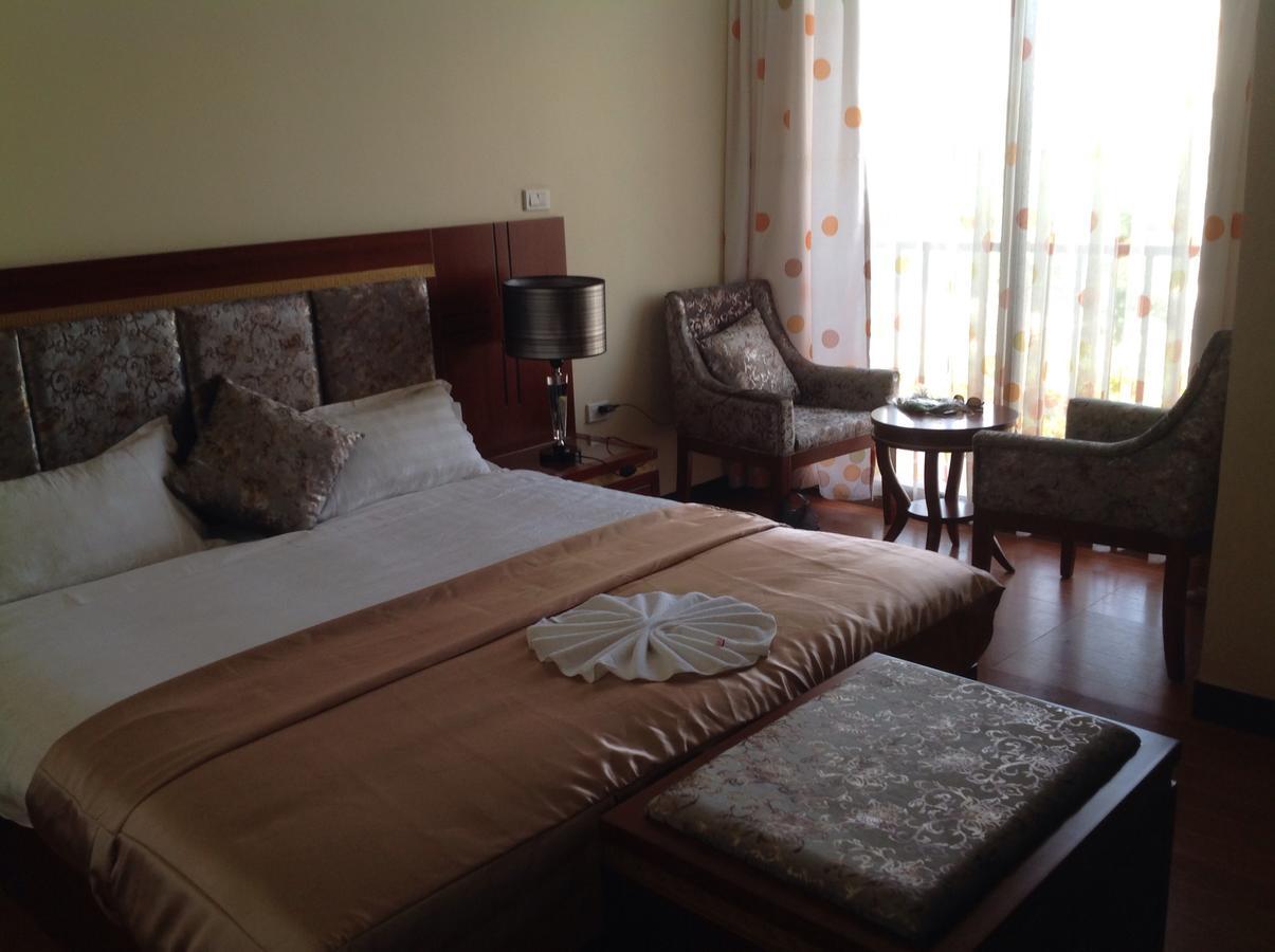 בהר דר Palm Palace Hotel מראה חיצוני תמונה