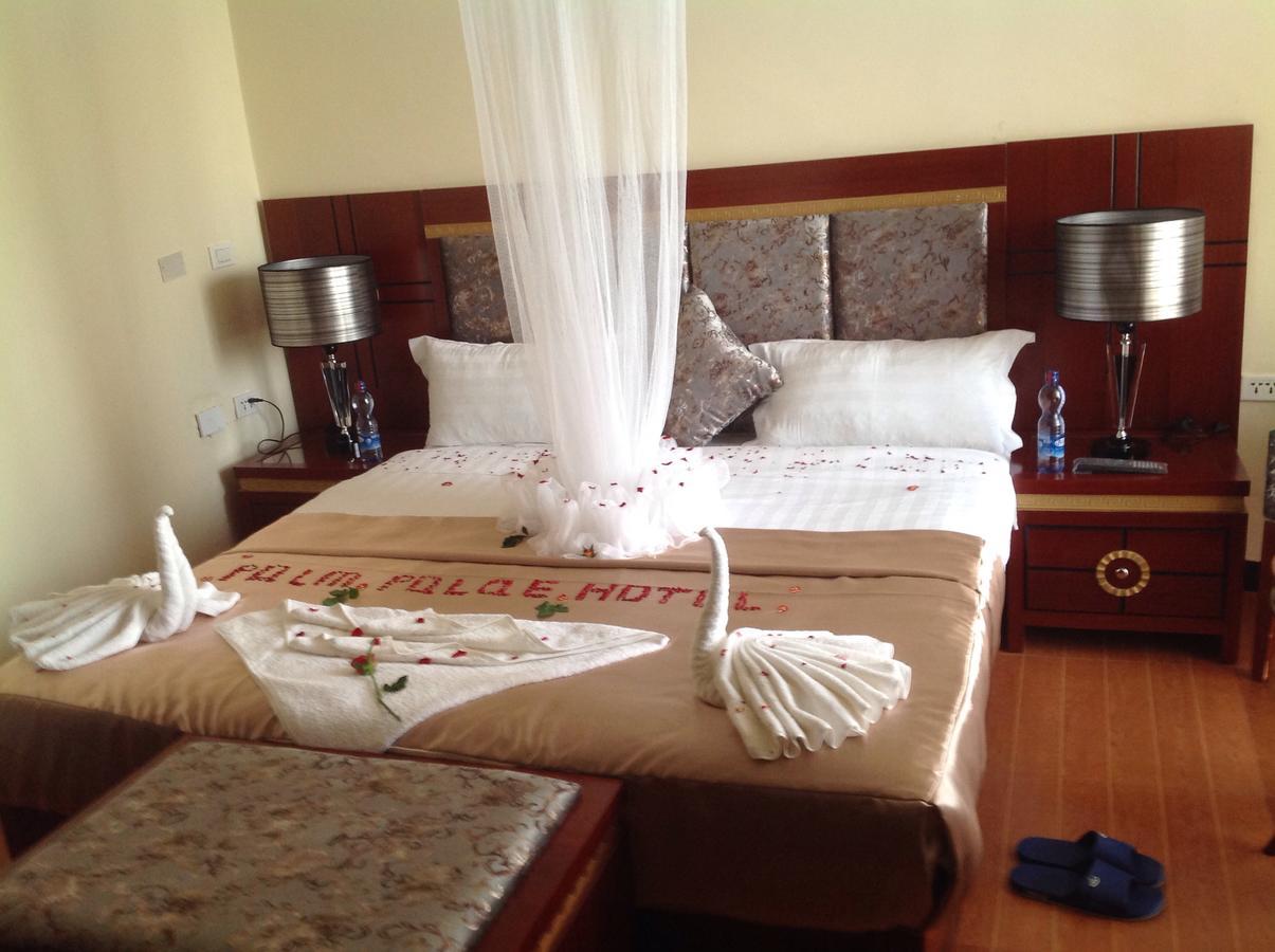 בהר דר Palm Palace Hotel מראה חיצוני תמונה