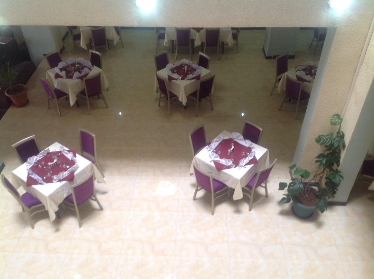 בהר דר Palm Palace Hotel מראה חיצוני תמונה