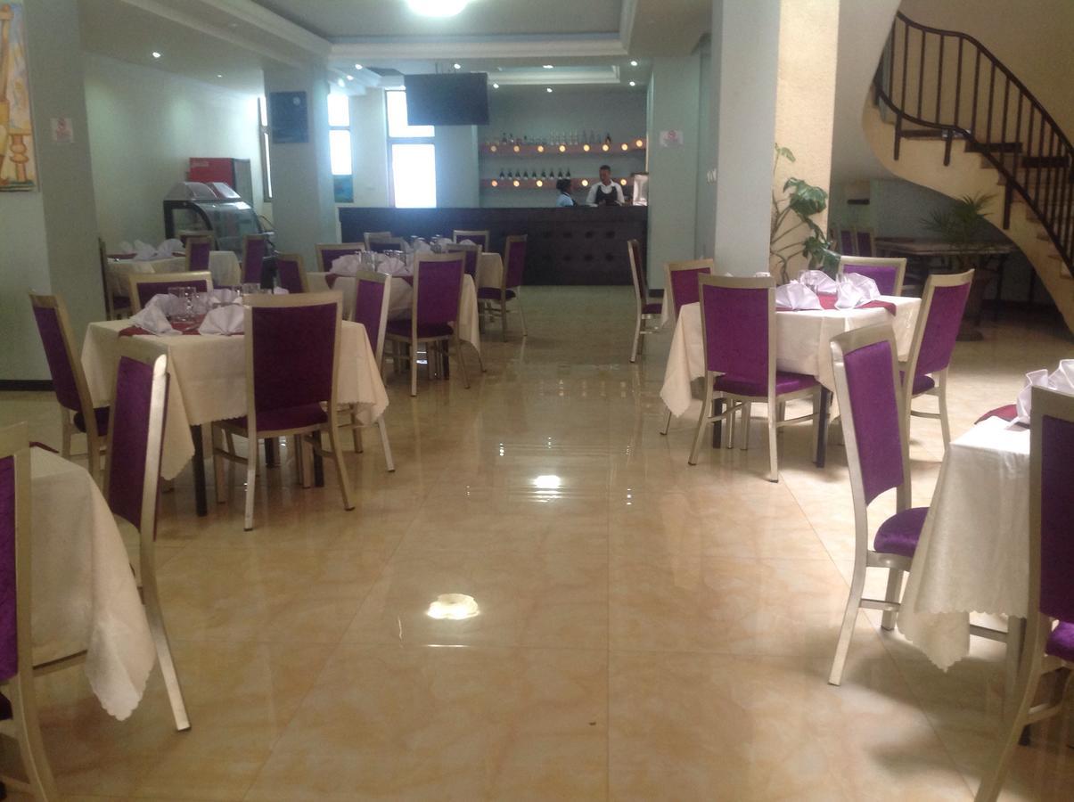 בהר דר Palm Palace Hotel מראה חיצוני תמונה