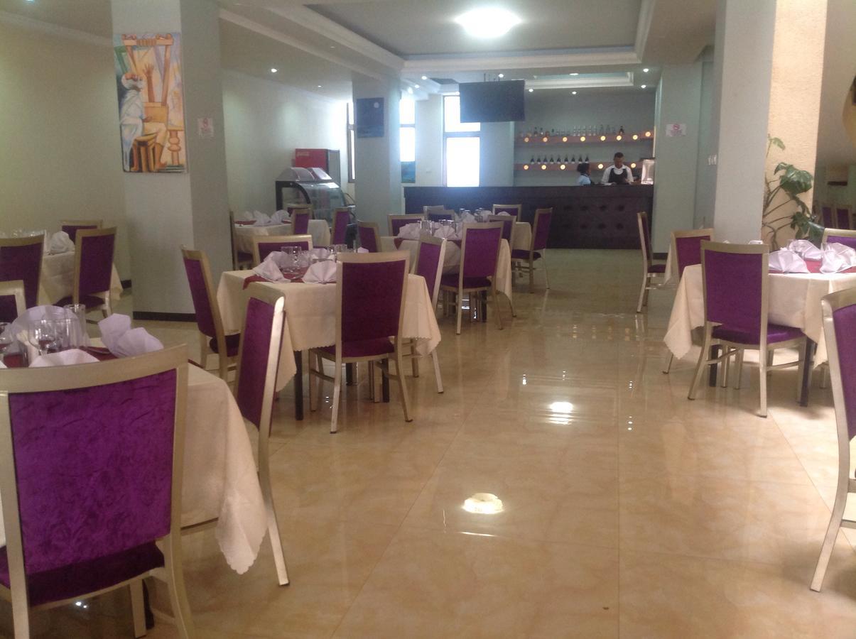 בהר דר Palm Palace Hotel מראה חיצוני תמונה