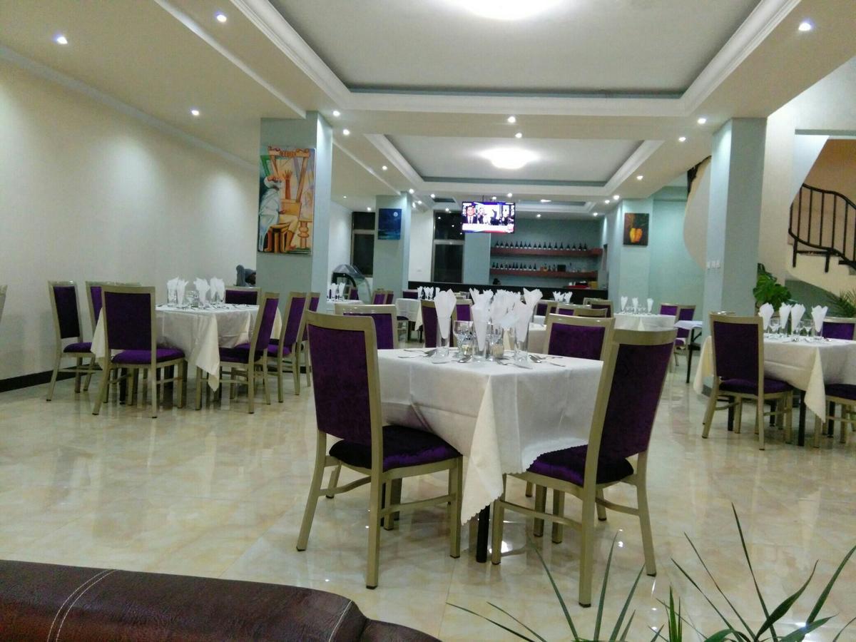 בהר דר Palm Palace Hotel מראה חיצוני תמונה