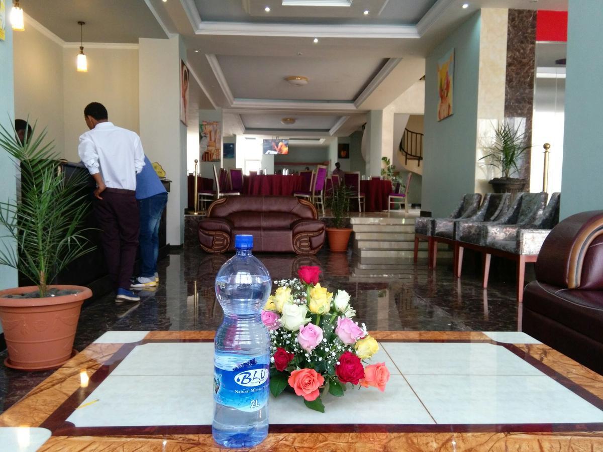 בהר דר Palm Palace Hotel מראה חיצוני תמונה